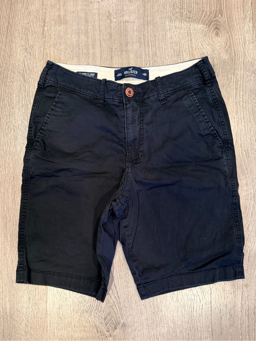 Hollister Men's black Cotton Chino Shorts size 28